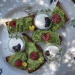 HOSTINÁŘ - svatební Zlín a okolí (náš toastový chléb a hrášková pomazánka)