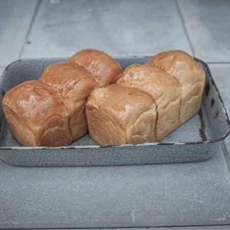 HOSTINÁŘ - náš toustový chléb | Regionální potraviny Zlín