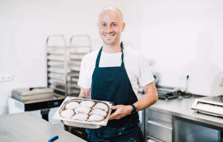 Lukáš Strnad HOSTINÁŘ